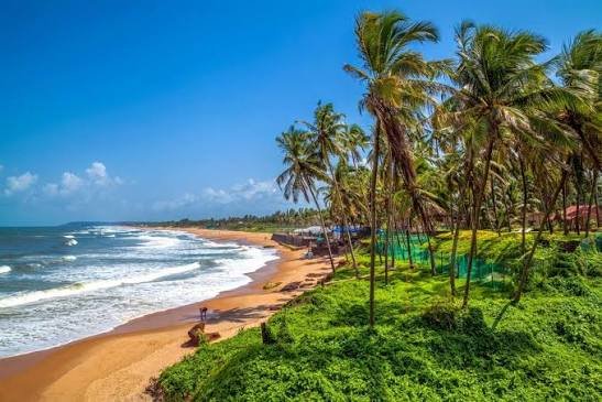 Suvarna Travels Pune to Pune to Goa Urbania tour package