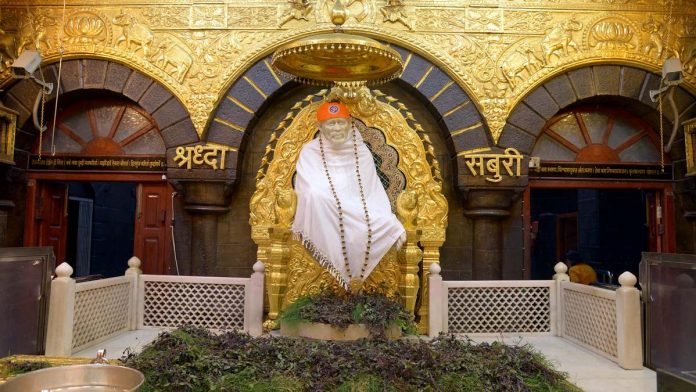 Suvarna Travels Shirdi Sai Baba Darshan tour package from Pune